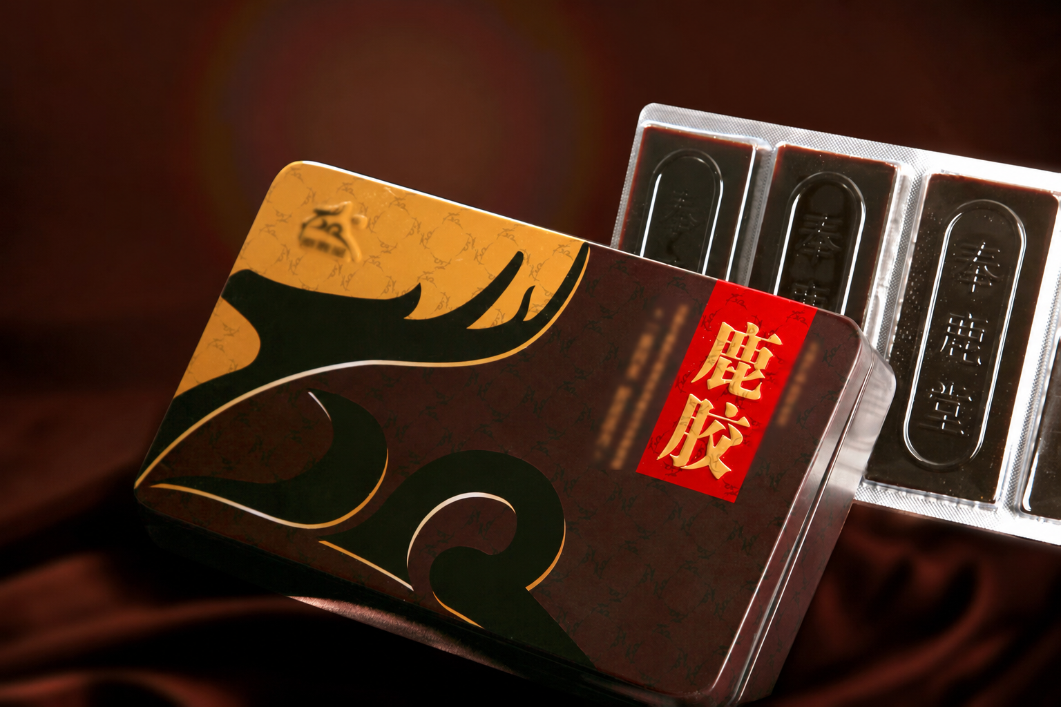 鹿胶产品包装与块状产品画面